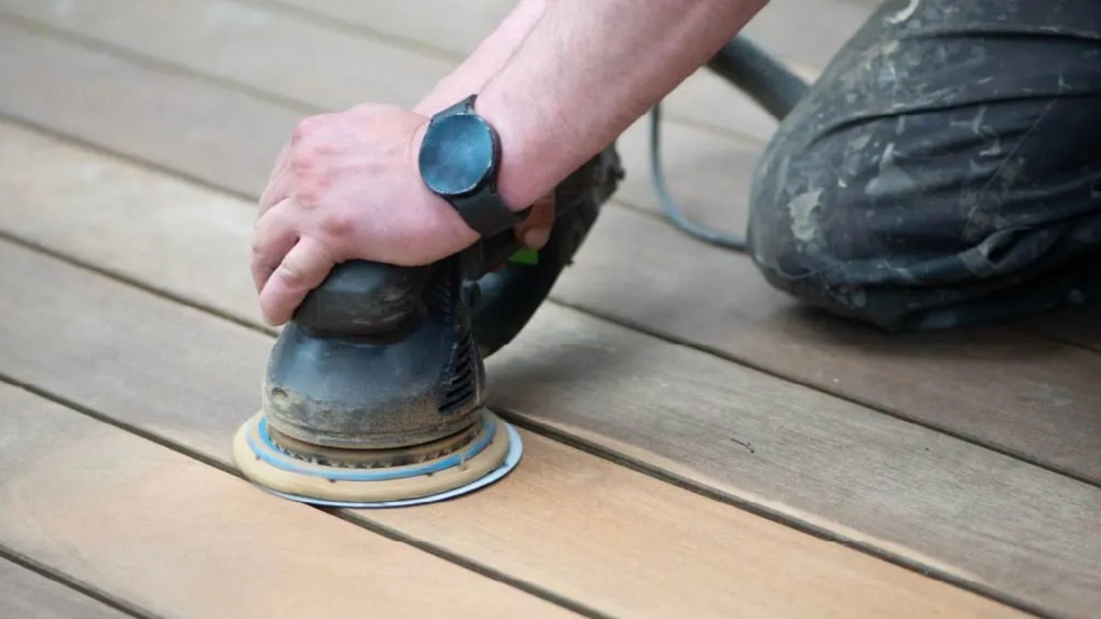 Complete Guide To Removing Paint from Your Deck In New Zealand