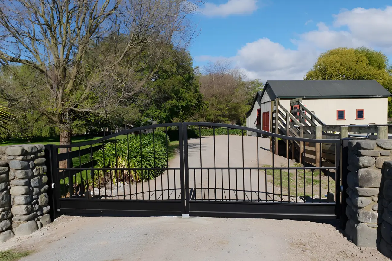 Best gate solutions by Gates Nelson for homes and businesses